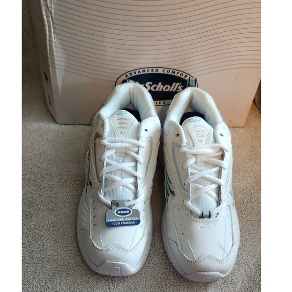 NEW Dr. Scholl's Peggy White Gel Cushion Insole LEATHER Runners Size 6W - Picture 2 of 3